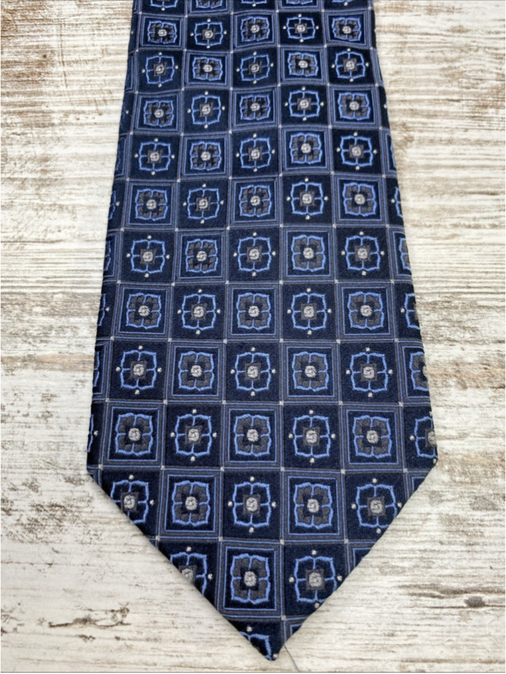 Bruno Piatelli Roma Silk Tie Navy Blue Geometric Floral 100% Hand Made 60x3.25”